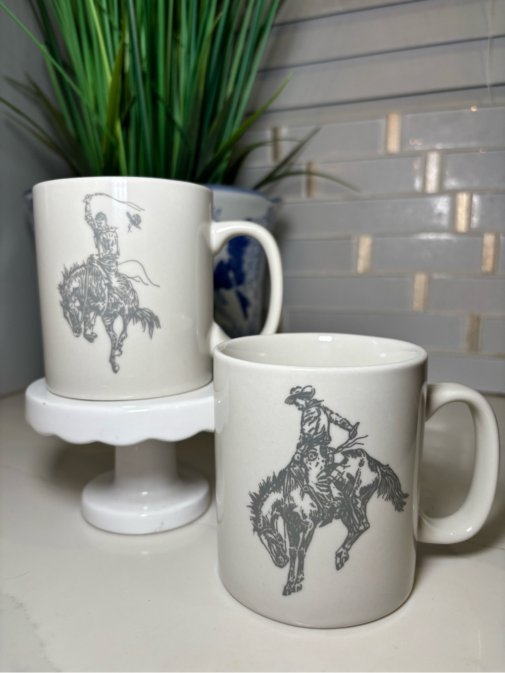 Giddy Up! Set of 2 Vintage Marlboro Man Cowboy Coffee Mugs Iconic Bucking Bronco